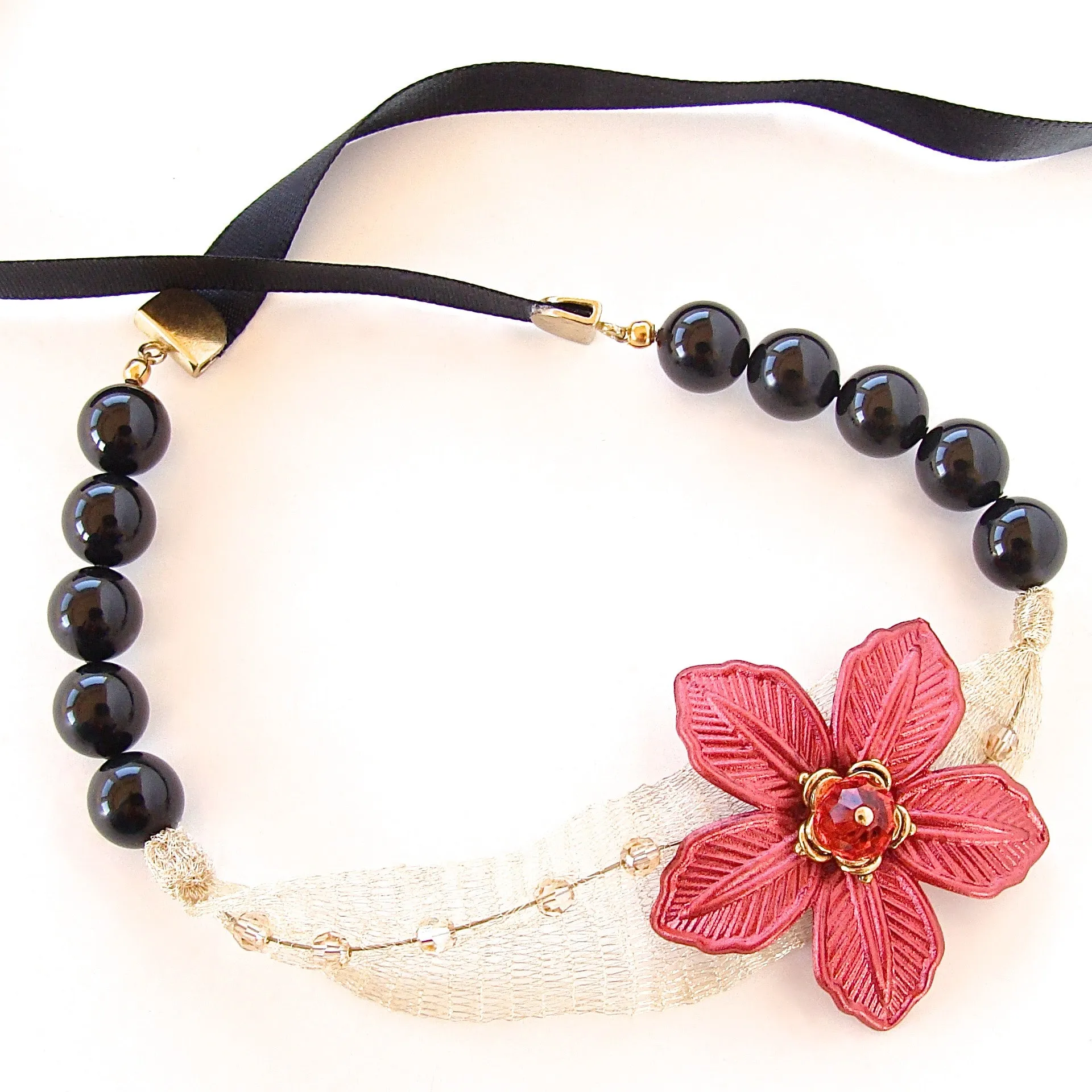 Chloe: Flower Choker