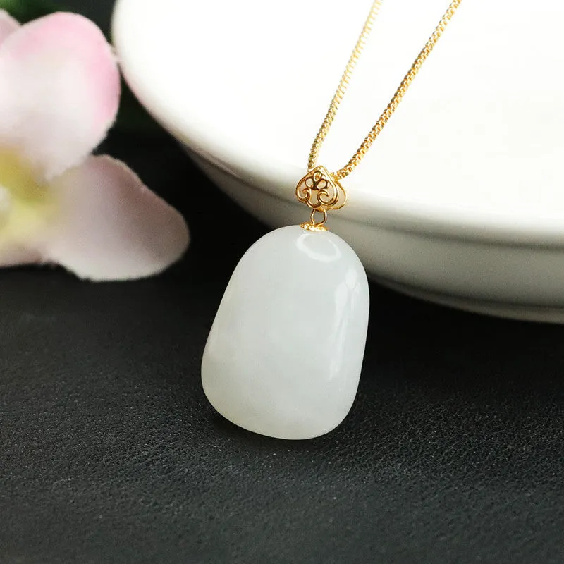 Fortune's Favor: Luxurious White Jade Necklace