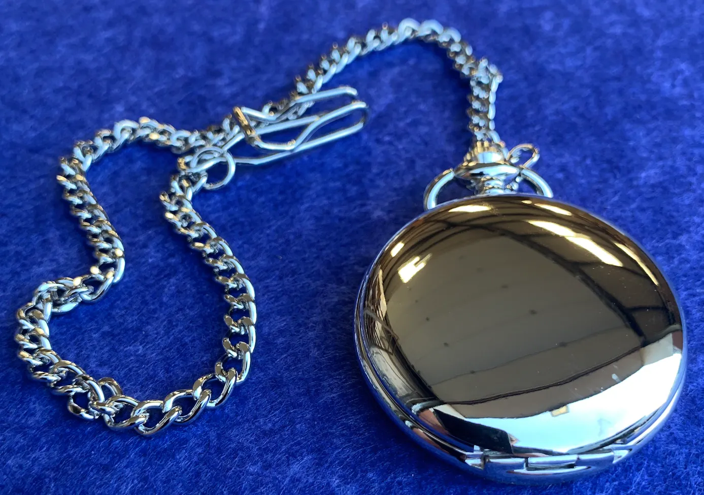 Gents Fashion Plain Quartz Silver Plated Pocket Watch - Free Personalised Engraving