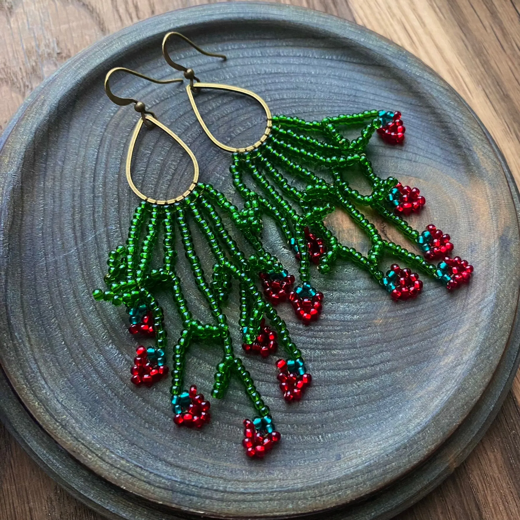 Green Red Seed Bead Berry Earrings, Berries Earrings, Cherry earrings, Strawberry earrings, Emerald Fringe Chandelier Earring, Bohemian Boho earrings, Hippie Earrings, Cool Fun earrings, Funky Earrings, Fruit Earring