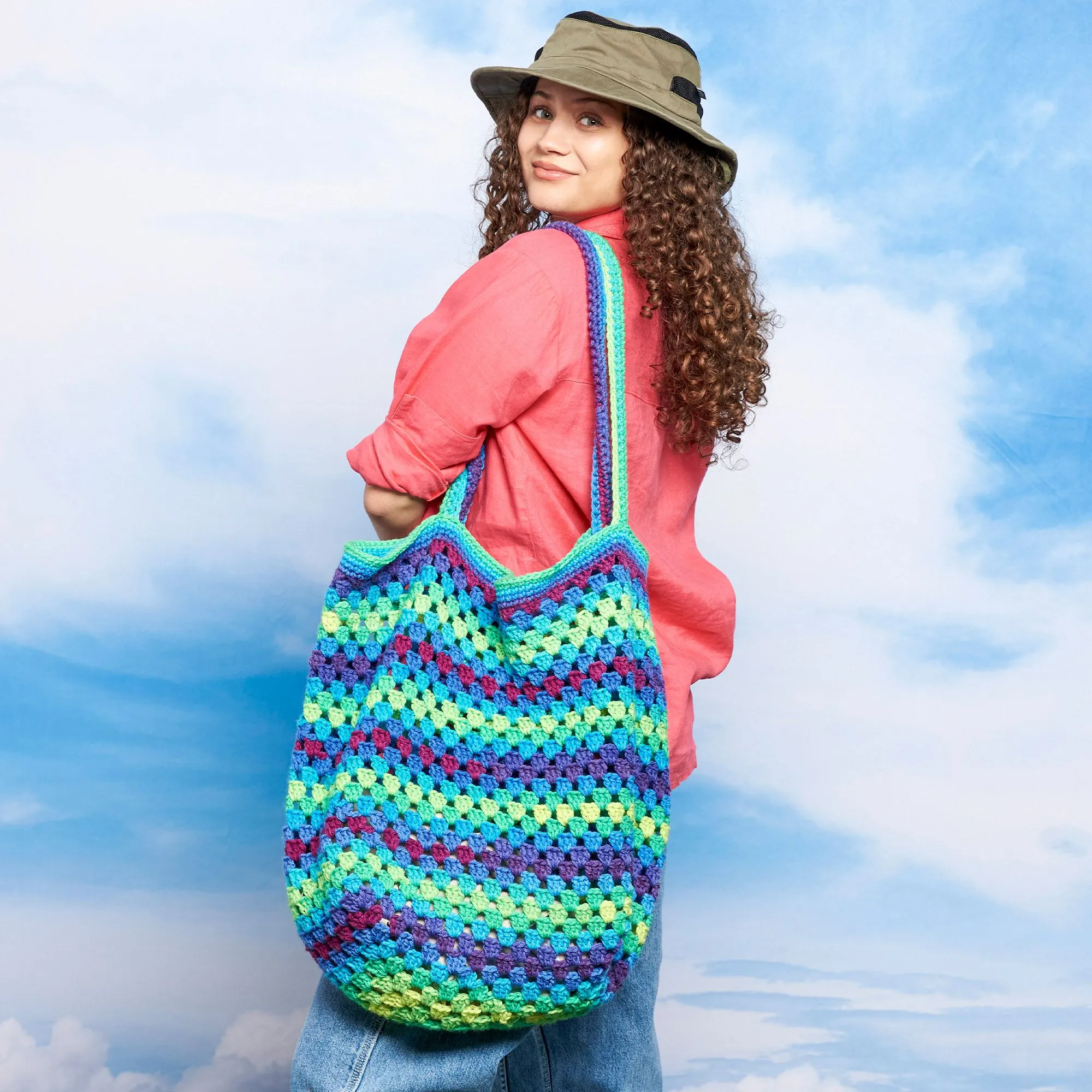 Red Heart Granny Clusters Crochet Tote