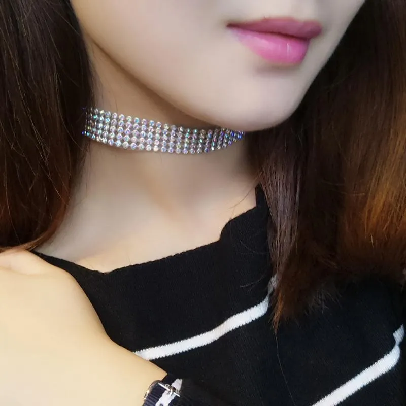 Women Bundle Neck Choker